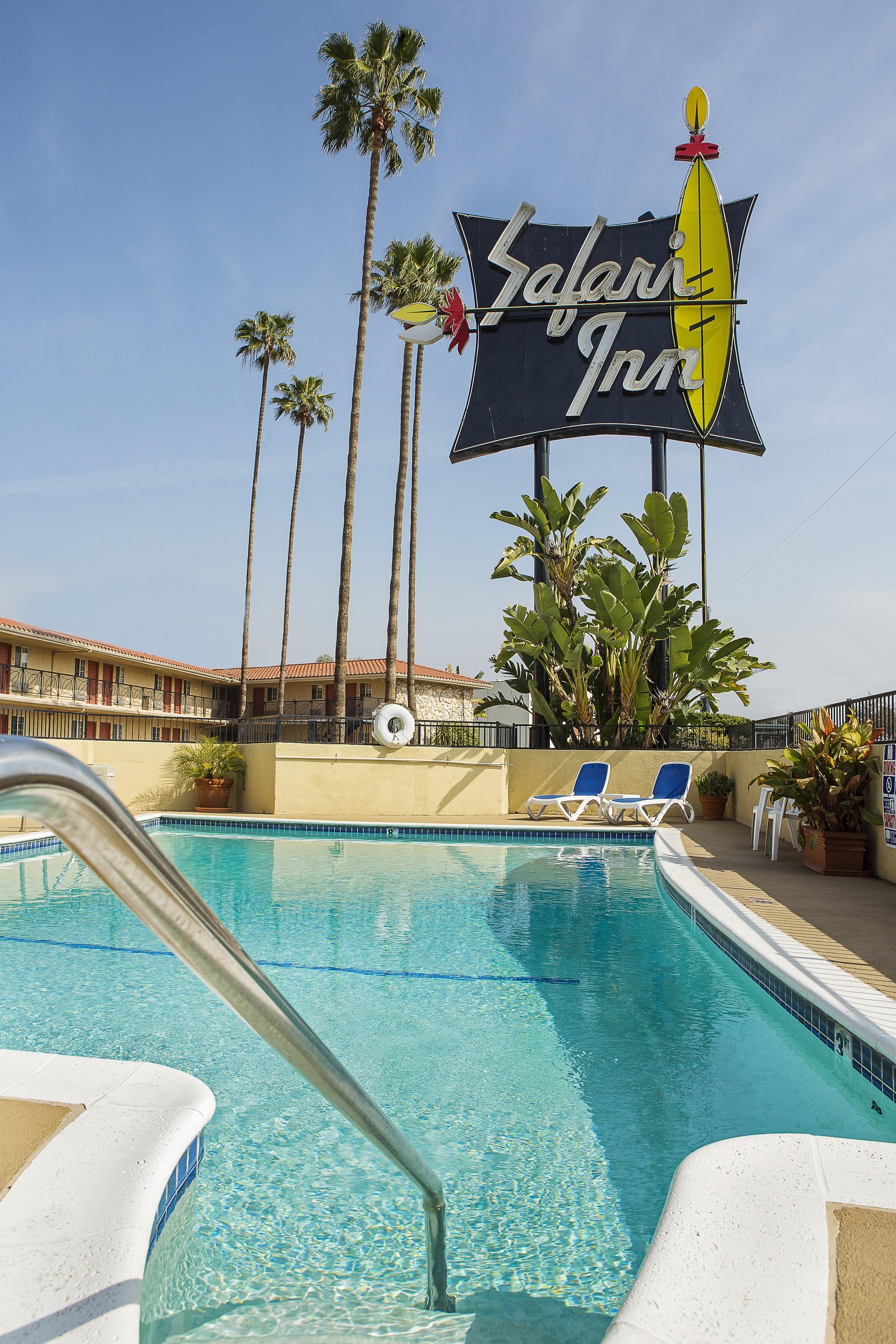 Safari Inn, A Coast Hotel Burbank Extérieur photo